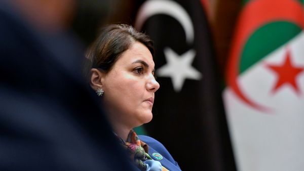 وقف وزيرة الخارجية الليبية عن العمل واحالتها للتحقيق على خلفية لقائها نظيرها الاسرائيلي