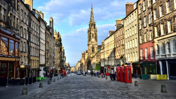 أهم المواقع السياحية في إدنبره (أثينا الشمال) أهم المواقع السياحية في إدنبره (أثينا الشمال)