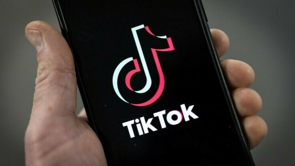 TikTok introduces new features for european users to comply with EU regulations