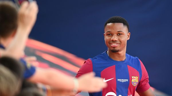 Barcelona's Spanish forward #10 Ansu Fati arrives for the 58th Joan Gamper Trophy football match between FC Barcelona and Tottenham Hotspur FC at the Estadi Olimpic Lluis Companys in Barcelona on August 8, 2023. (Photo by Pau BARRENA / AFP)