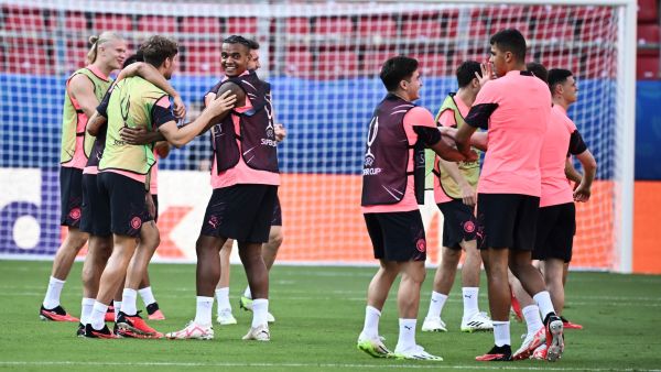 Manchester City's players take part in a training a session on the eve of the UEFA Super Cup football match between Manchester City and Sevilla at Karaiskaki stadium in Athens, on August 15, 2023. (Photo by Angelos Tzortzinis / AFP)