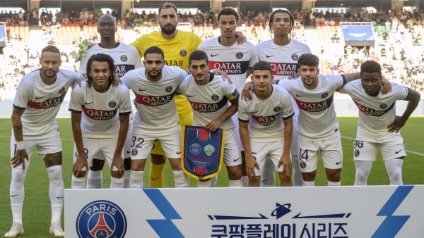 Paris Saint-Germain’s team poses for a photo before a friendly football match against Jeonbuk Hyundai Motors, at the Asiad Main Stadium in Busan on August 3, 2023. (Photo by ANTHONY WALLACE / AFP)