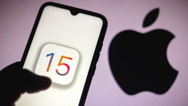 آيفون 15