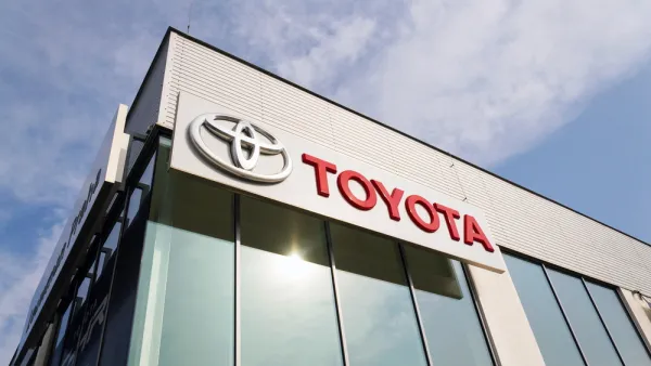 Toyota halts production due to system glitch