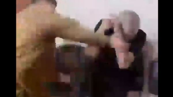 ادم قاديروف يعاقب ممزق القرآن