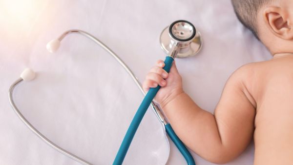افضل دكاترة اطفال في الرياض