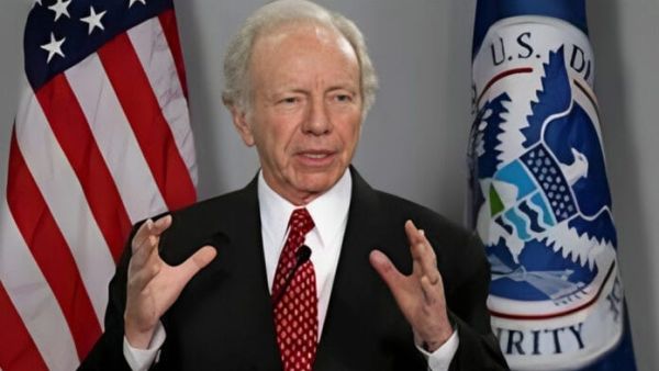 سيناتور ليبرمان