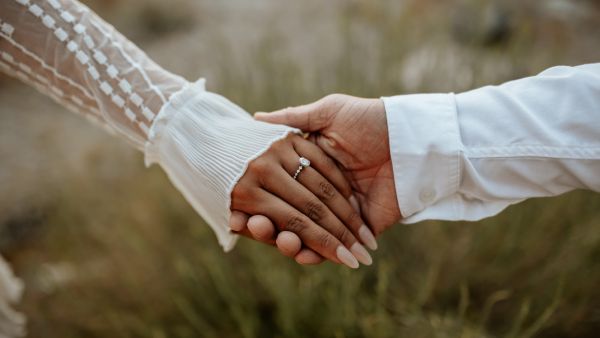 عبارات تهنئة بالخطوبة عبارات تهنئة بالخطوبة