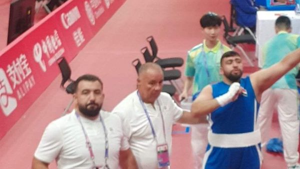  الملاكم السوري محمد مليس