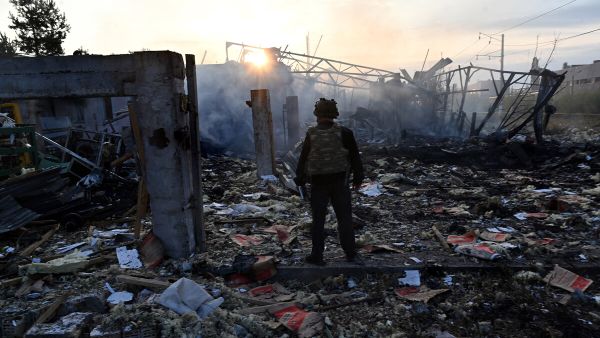 Russian missile assault claims lives in Ukraine