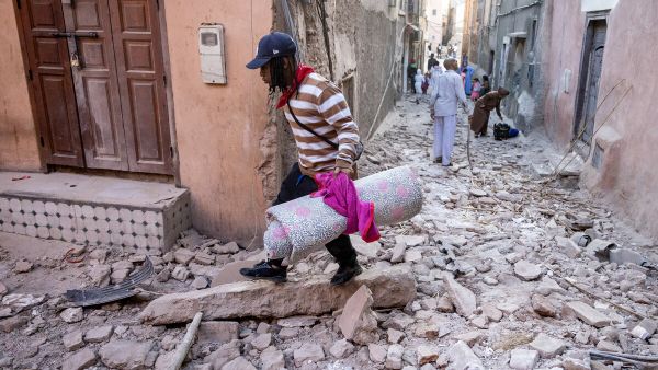 زلزال المغرب يتسبب بمصرع المئات