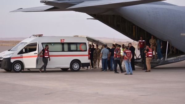 نقل الجرحى الى تركيا - الصورة عن موقع بغداد اليوم