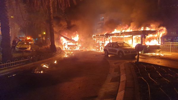 دعا المشاركون في المنظمة دعوتهم الموجهة للأمم المتحدة والمجتمع الدولي إلى إيجاد حل دائم للصراع 