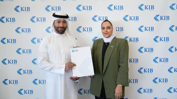 During the event KIB renews support to Kuwaiti jet ski champion Yousef Al-Abdulrazzaq
