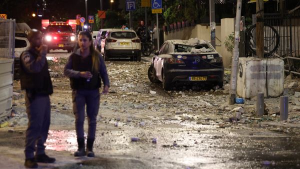 التقديرات غير الرسمية تشير إلى أن نحو 750 إسرائيليا لا يزالون في عداد المفقودين