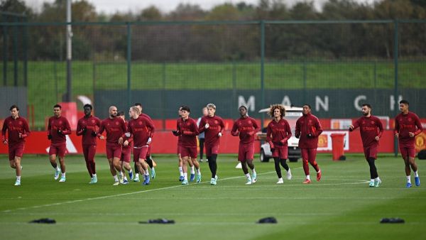 Manchester United players attend a training session at the Carrington Training Complex in Manchester, north-west England on October 23, 2023 ahead of their UEFA Champions League Group A football match against FC Copenhagen. (Photo by Paul ELLIS / AFP)