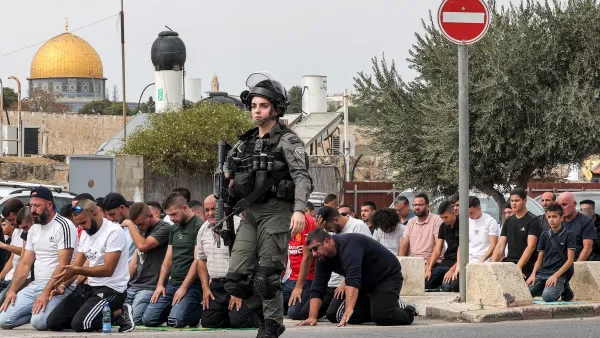 Israeli occupation police suppress worshippers in Al-Aqsa Mosque