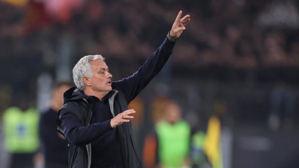 Roma's Portuguese coach Jose Mourinho reactsduring the Italian Serie A football match between AS Roma and Lecce on Nov ember 5, 2023 at the Olympic stadium in Rome. (Photo by Alberto PIZZOLI / AFP)