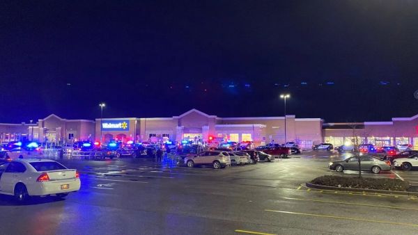 Four transported to hospital following shooting at Ohio Walmart. (Sociat USA/ Twitter)
