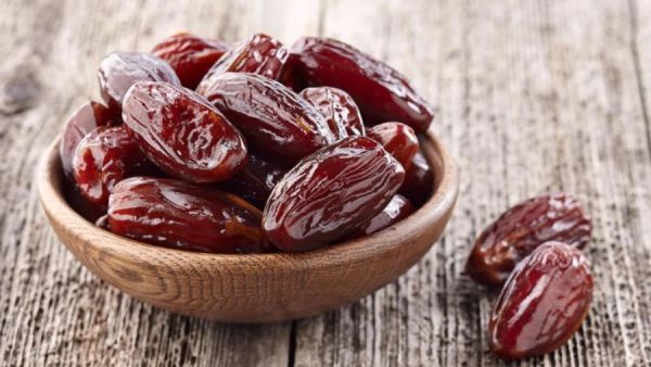 رمز التمر في المنام بشارة خير