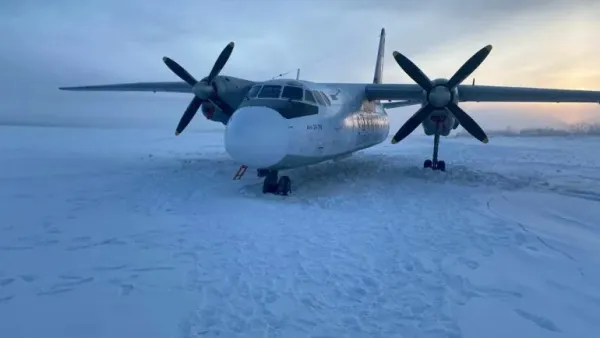 Russian aircraft landed on Frozen river