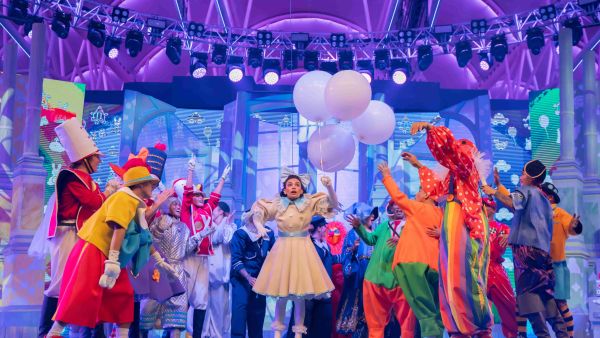 Celebrate New Year’s Eve 7 times at Global Village 
