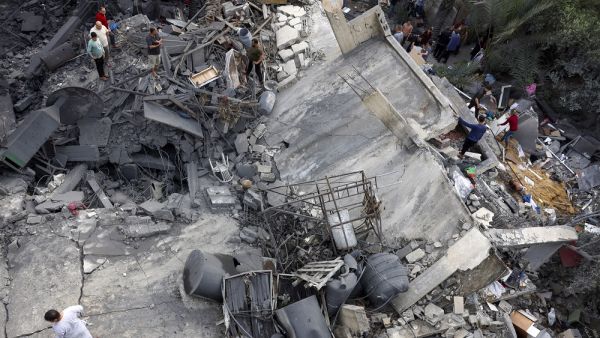 "إسرائيل" ألقت ما يقارب 29,000 قنبلة على غزة منذ 7 أكتوبر الماضي.