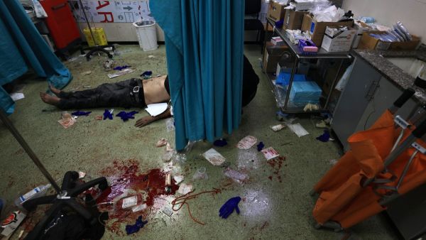 المستشفيات في غزة تتحول إلى ساحة حرب