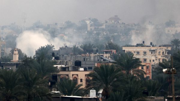 قصف اسرائيلي يستهدف منطقة خانيونس جنوب قطاع غزة