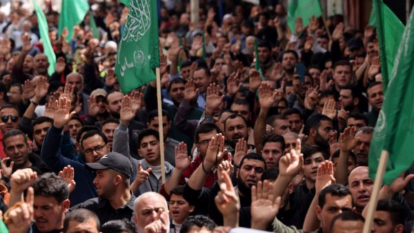 مظاهرة مؤيدة لحركة حماس في الأراضي الفلسطينية المحتلة