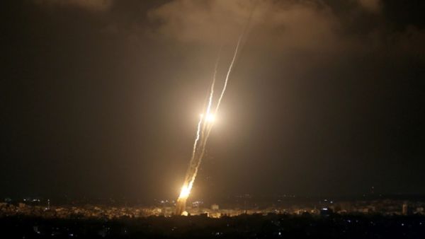 رشقات صاروخية