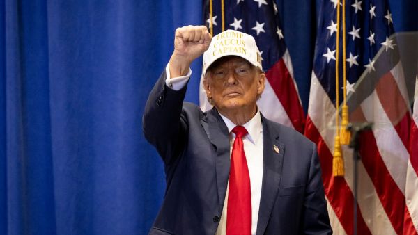 Donald Trump wins Iowa 2024 caucus despite challenges. (Christian MONTERROSA/ AFP)