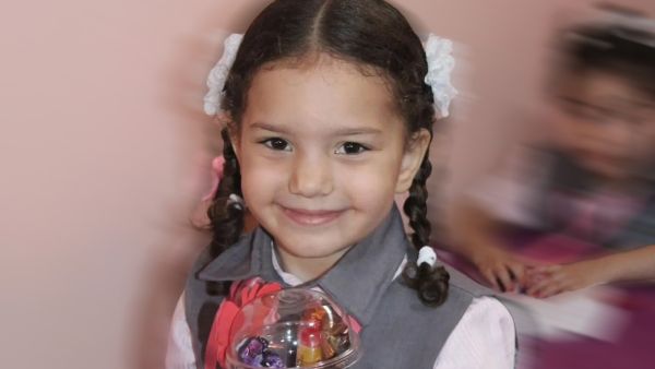 الطفلة هند 