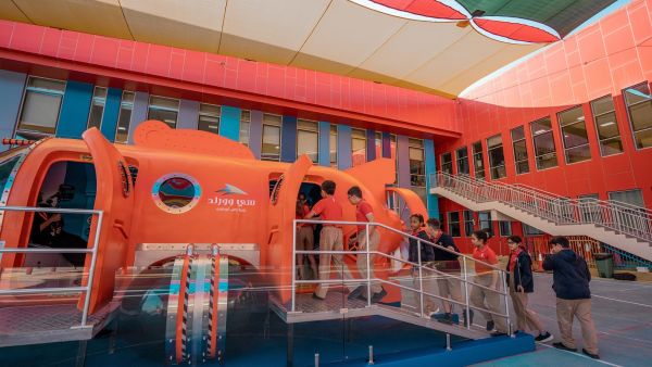 SeaWorld Abu Dhabi Submersible SeaWorld® Yas Island, Abu Dhabi’s interactive submersible brings an ocean of fun to students of Yas American Academy