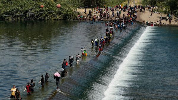 51st Texas county declares invasion at southern border after Supreme Court ruling. (Eric Gay/ AP)