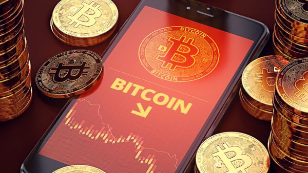 Bitcoin experienced a 6% drop, to $39,000. (Shutterstock)
