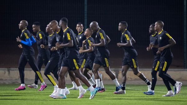 South Africa's players take part in a training session at the Moderne secondary school in Korhogo on January 15, 2024, on the eve of the 2024 Africa Cup of Nations (CAN) football match between Mali and South Africa. (Photo by FADEL SENNA / AFP)