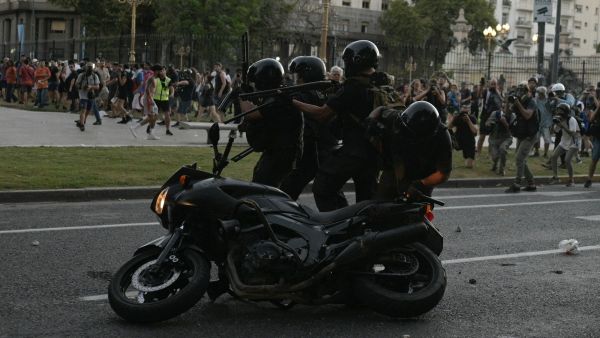 Argentina protestors