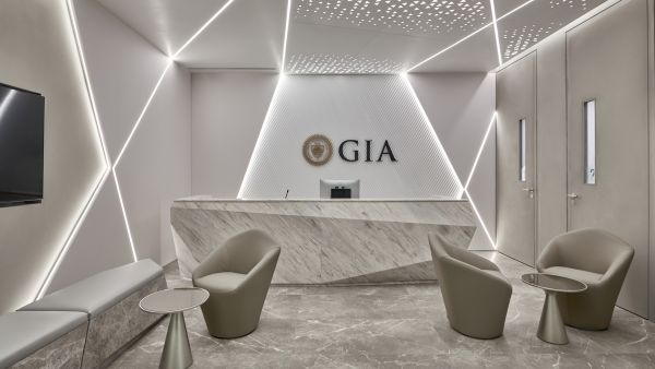 مركز دبي للسلع المتعددة يرحب بالمعهد الأمريكي لعلوم الأحجار الكريمة مع توسعه على المستوى الدولي عبر إنشاء مختبر متطور في دبي   