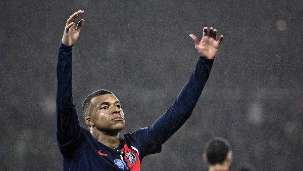 Paris Saint-Germain's French forward #07 Kylian Mbappe reacts after missing a goal opportunity during the French Cup last sixteen football match between Paris Saint-Germain (PSG) and Brest (Stade Brestois 29) at the Parc des princes stadium in Paris, on February 7, 2024. French forward Kylian Mbappe plays the football match against Lille on February 10, 2024 after having injured his left ankle on February 7 during Coupe de France, declared Paris Saint-Germain's head coach during a press conference, in Paris