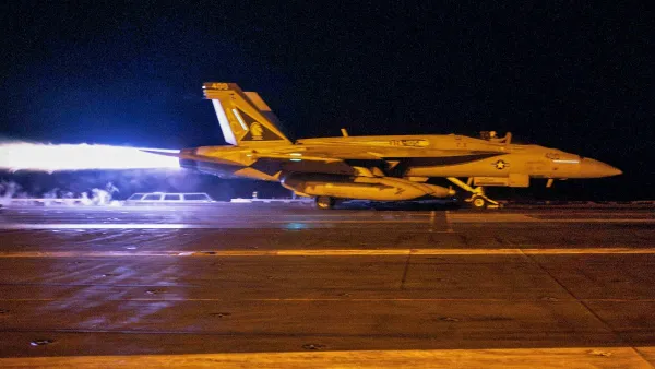 القوات الجوية استخدمت قاذفات B-1 الاستراتيجية في هذه الضربات