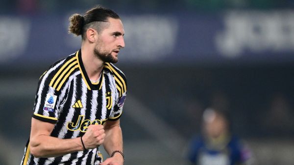 Juventus French midfielder #25 Adrien Rabiot celebrates after scoring a goal during the Italian Serie A football match between Hellas Verona and Juventus at the Marcantonio Bentegodi stadium in Verona on February 17, 2024. (Photo by MARCO BERTORELLO / AFP)