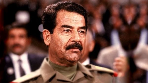 الرئيس العراقي الراحل صدام حسين