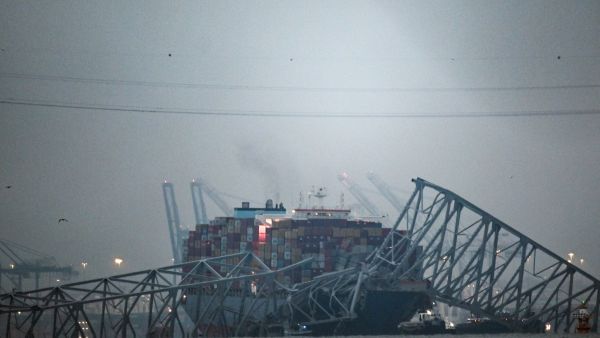 Two bodies found as Baltimore bridge collapse moves from recovery to salvage. (Roberto Schmidt/ AFP)