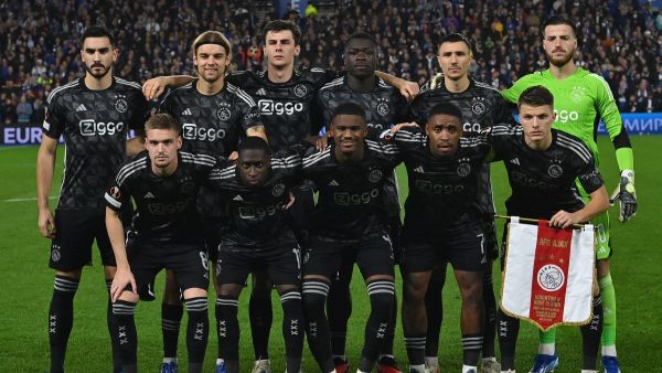 Ajax player pose for a team photo ahead of the UEFA Europa League Group B football match between Brighton and Hove Albion and Ajax at the American Express Community Stadium in Brighton, southern England on October 26, 2023. (Photo by Glyn KIRK / AFP)