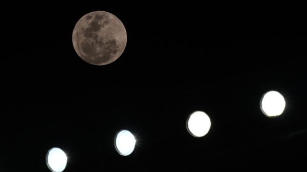 دولة تعلن موعد رمضان بشكل رسمي