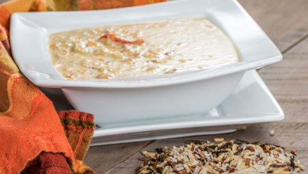 أطباق رمضانية: حساء الأرز بلحم الديك الرومي أطباق رمضانية: حساء الأرز بلحم الديك الرومي