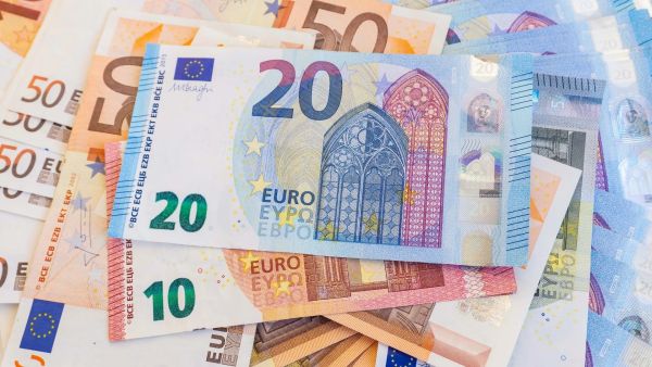 سعر صرف اليورو مقابل الليرة السورية