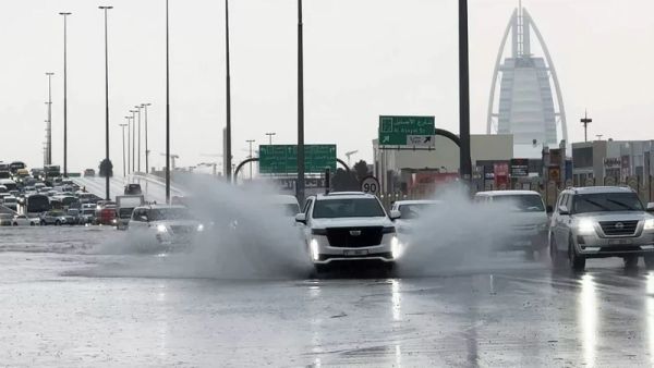 دبي فيضانات