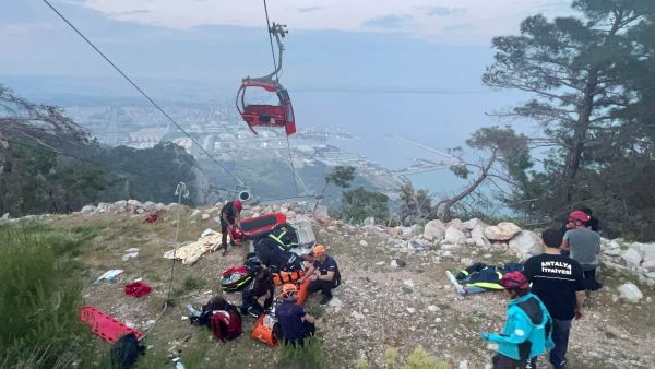 Cable car accident in Turkey leaves 1 Dead, 10 Injured